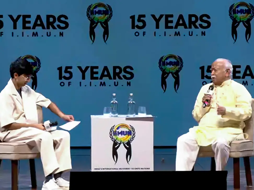 'Don't politicise it': RSS chief Mohan Bhagwat says reservation should stay, urges beneficiaries to pass on opportunities 'Don't politicise it': RSS chief Mohan Bhagwat says reservation should stay, urges beneficiaries to pass on opportunities