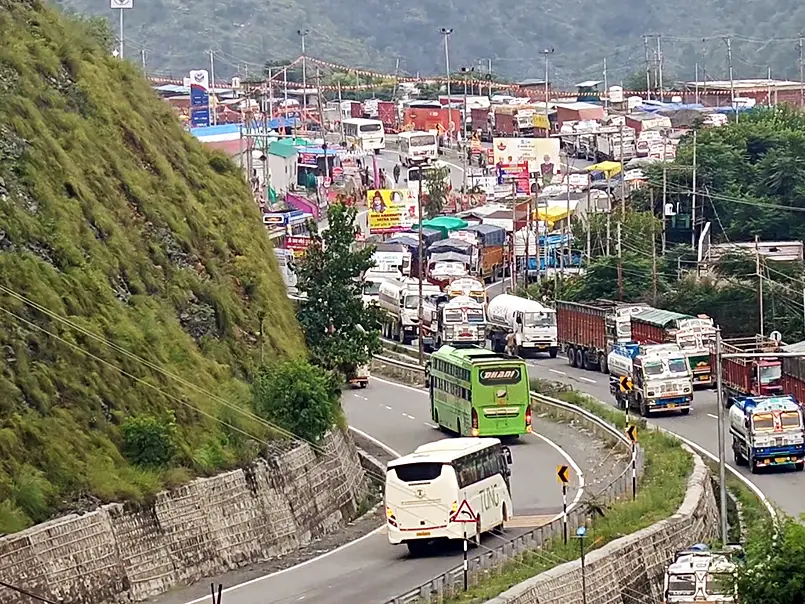 Amarnath Yatra suspended from August 9 amid rain, track repair and weather concerns Amarnath Yatra suspended from August 9 amid rain, track repair and weather concerns