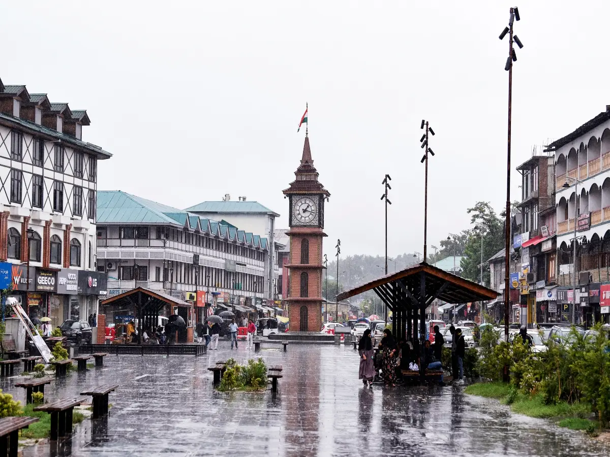 J&K tourism bags best adventure tourism destination award at TTF Ahmedabad J&K tourism bags best adventure tourism destination award at TTF Ahmedabad
