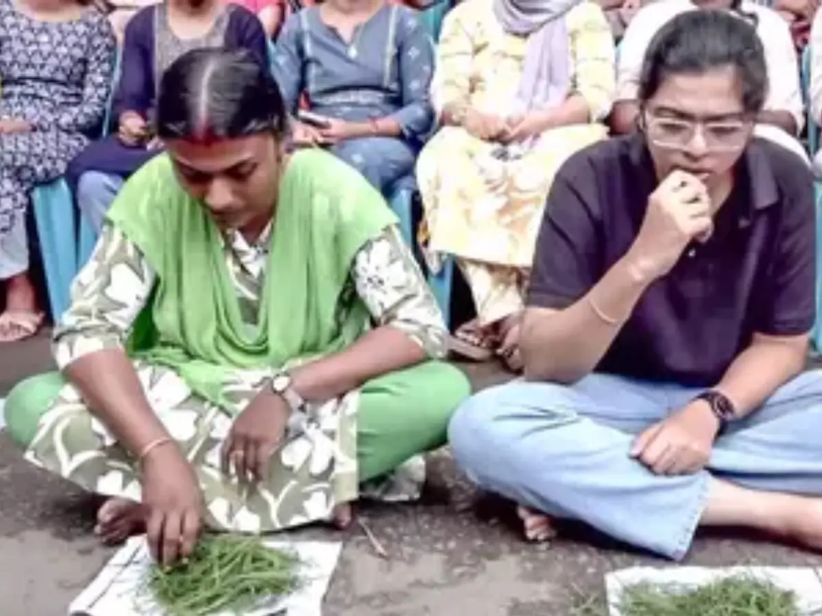 In Kerala, PSC rank-holder teachers stage protest, eat grass outside Secretariat: Why are they protesting? In Kerala, PSC rank-holder teachers stage protest, eat grass outside Secretariat: Why are they protesting?