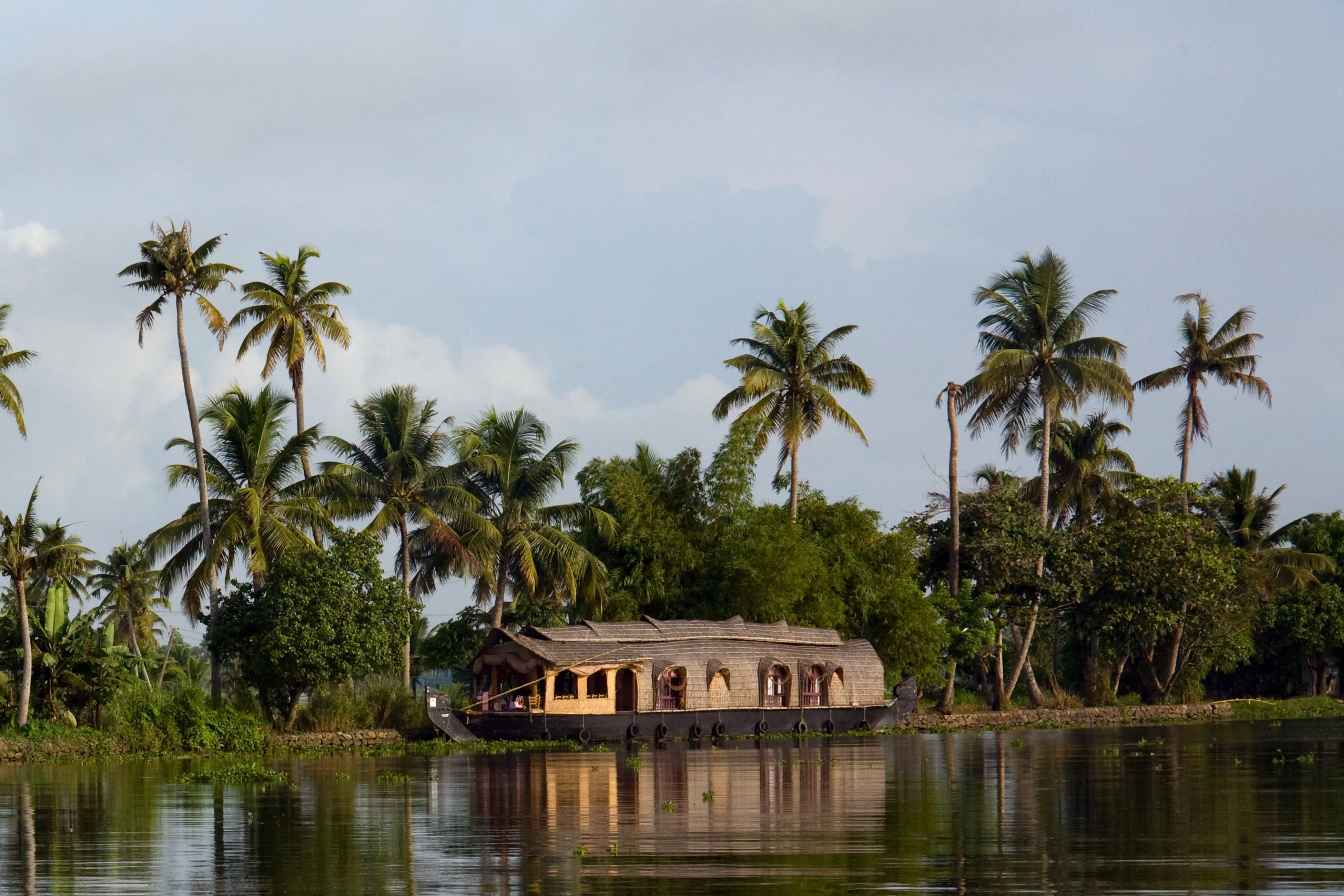 Why Indian government want to change official name of Kerala to 'Keralam'