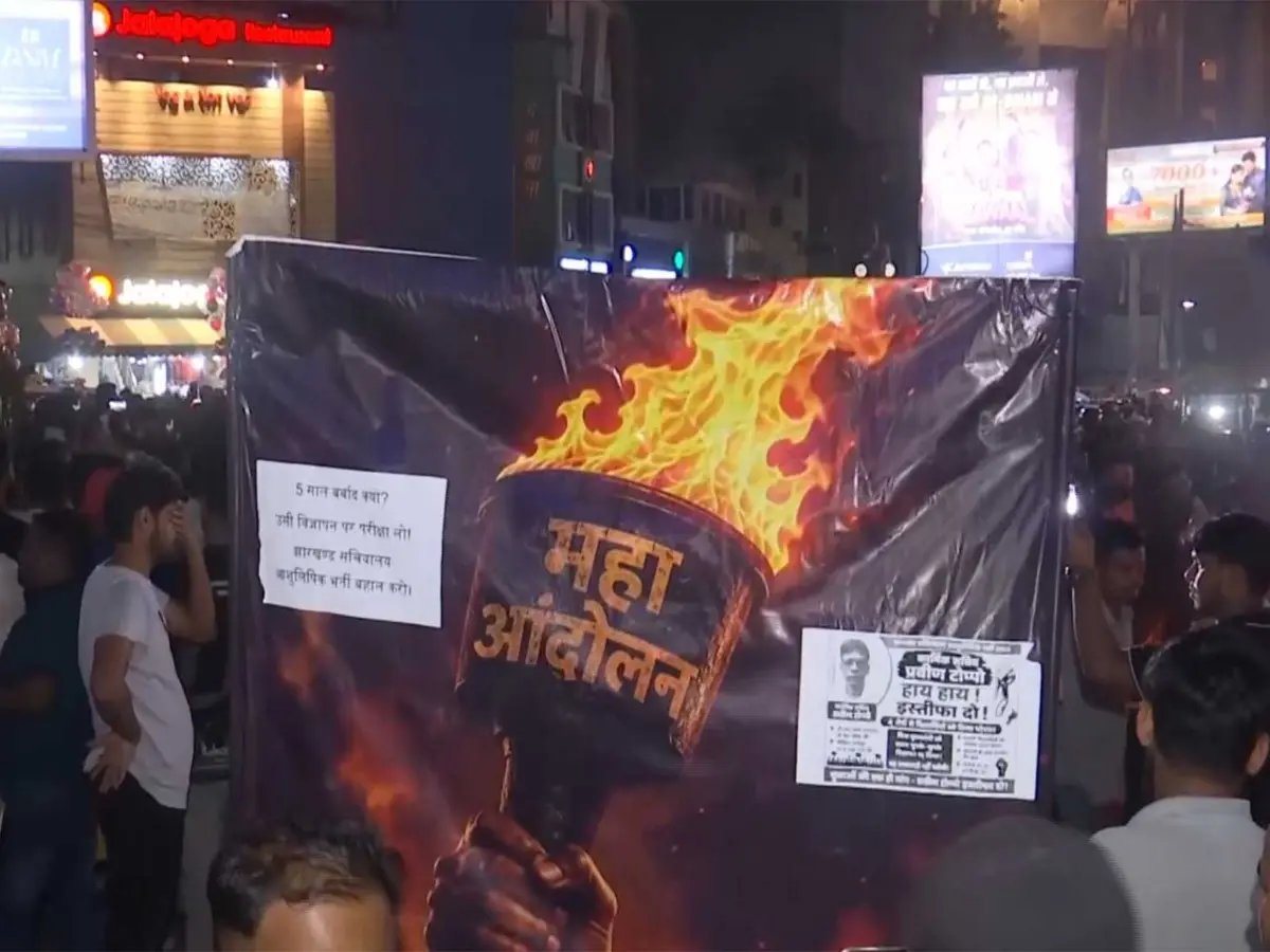 Jharkhand govt cancels JPSC exams, students demand CBI probe
