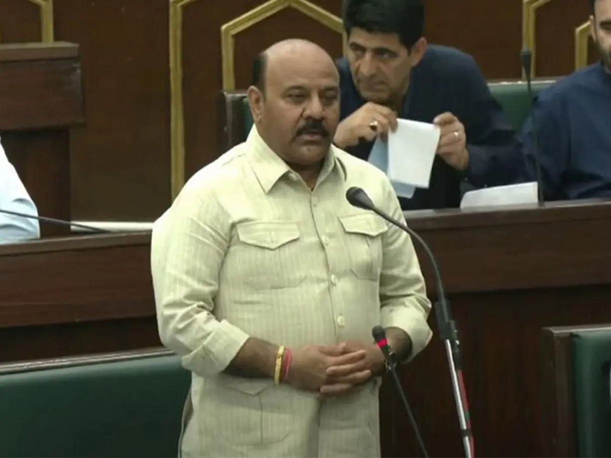 Man from Bihar killed after being hit by J&K Deputy CM’s convoy in Jammu Man from Bihar killed after being hit by J&K Deputy CM’s convoy in Jammu