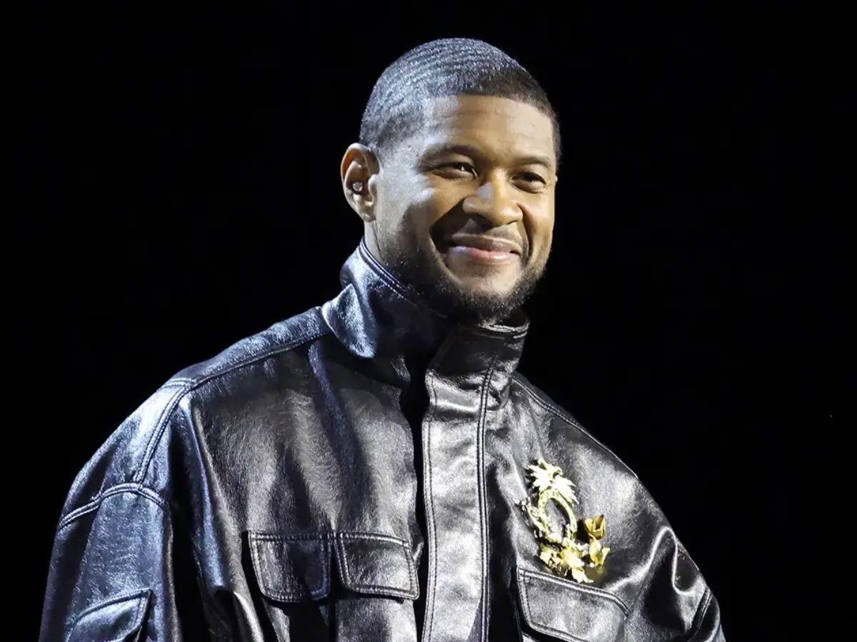 Photo: wionews.com Usher Laughs Off Viral Conspiracy Theory That He Used a Clone at New Jersey Tour Stop