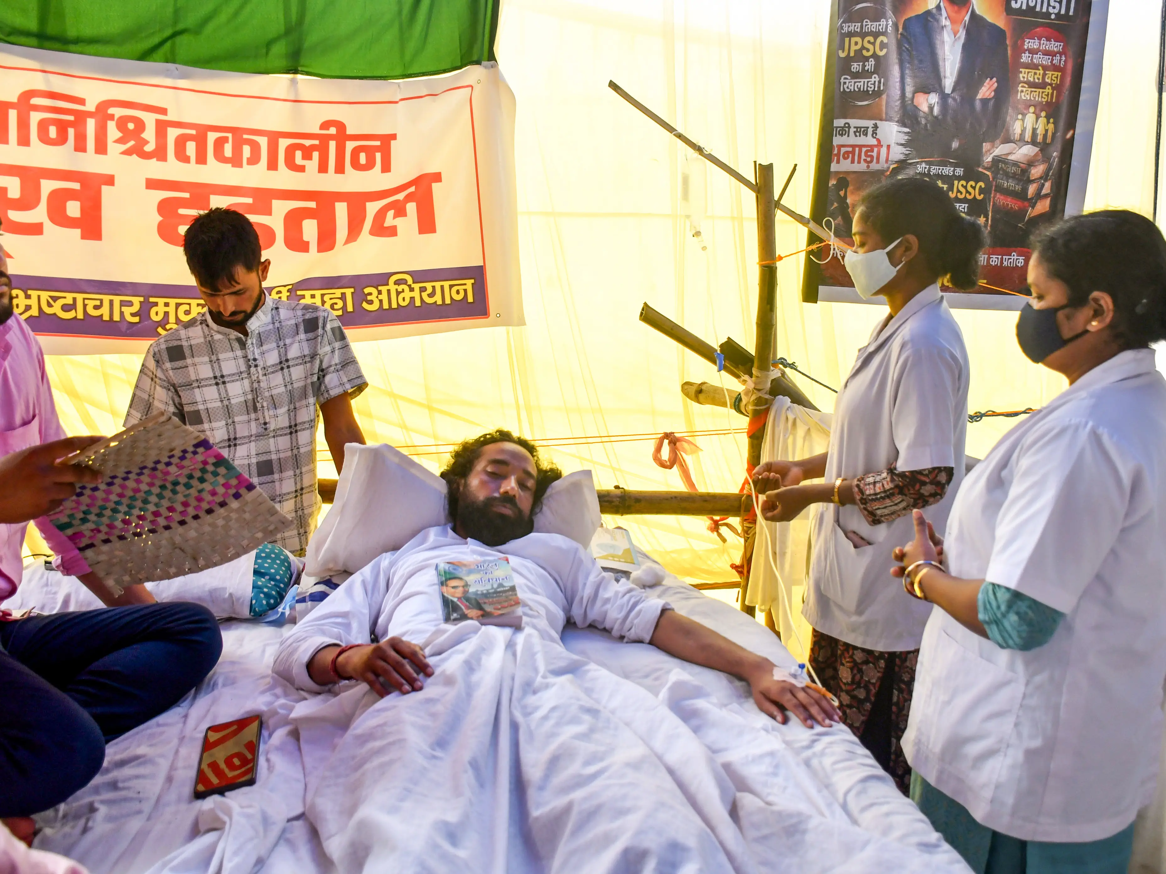 'Don't do anything like Jantar Mantar...': Devendra Nath Mahto appeals for calm as thousands join Vidhan Sabha Gherao march 'Don't do anything like Jantar Mantar...': Devendra Nath Mahto appeals for calm as thousands join Vidhan Sabha Gherao march