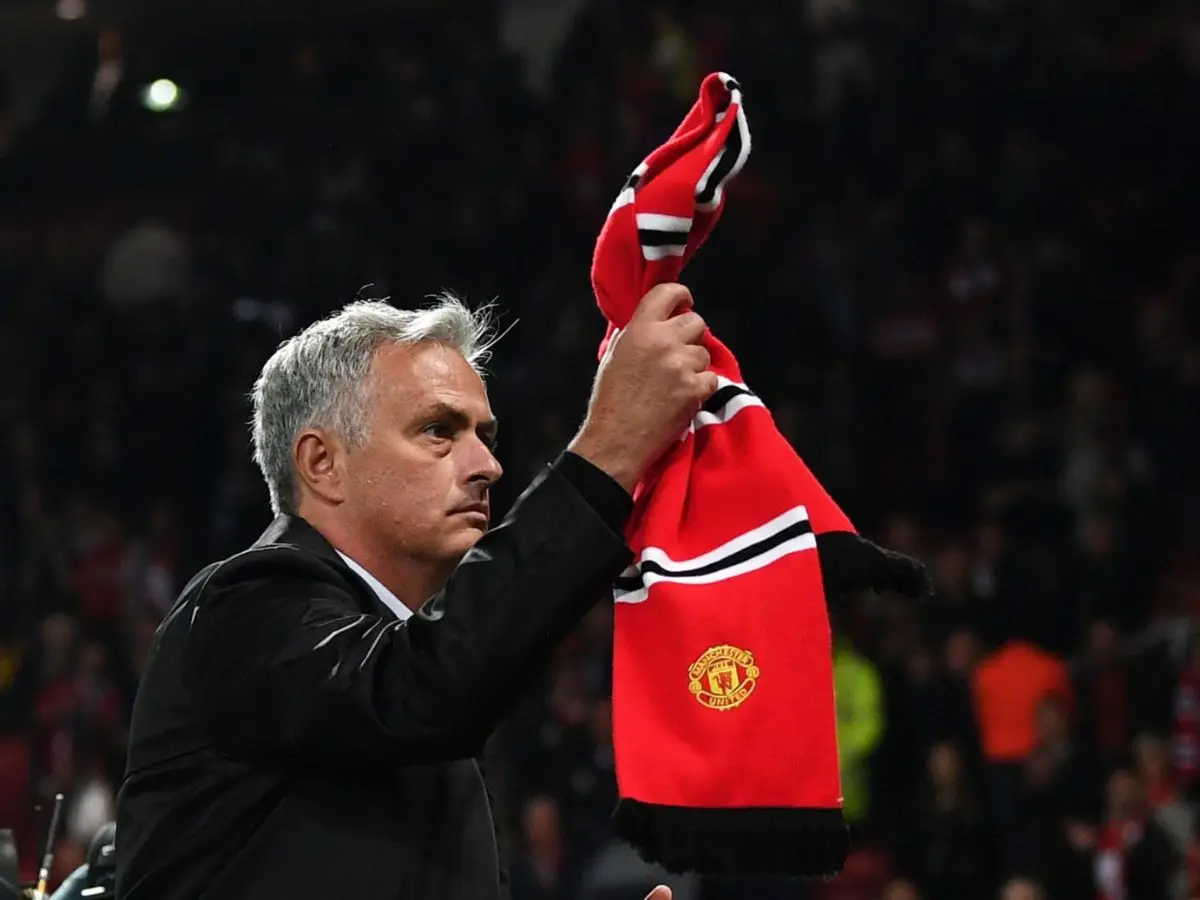 Mourinho reveals he almost succeeded Ferguson at Man Utd in 2013