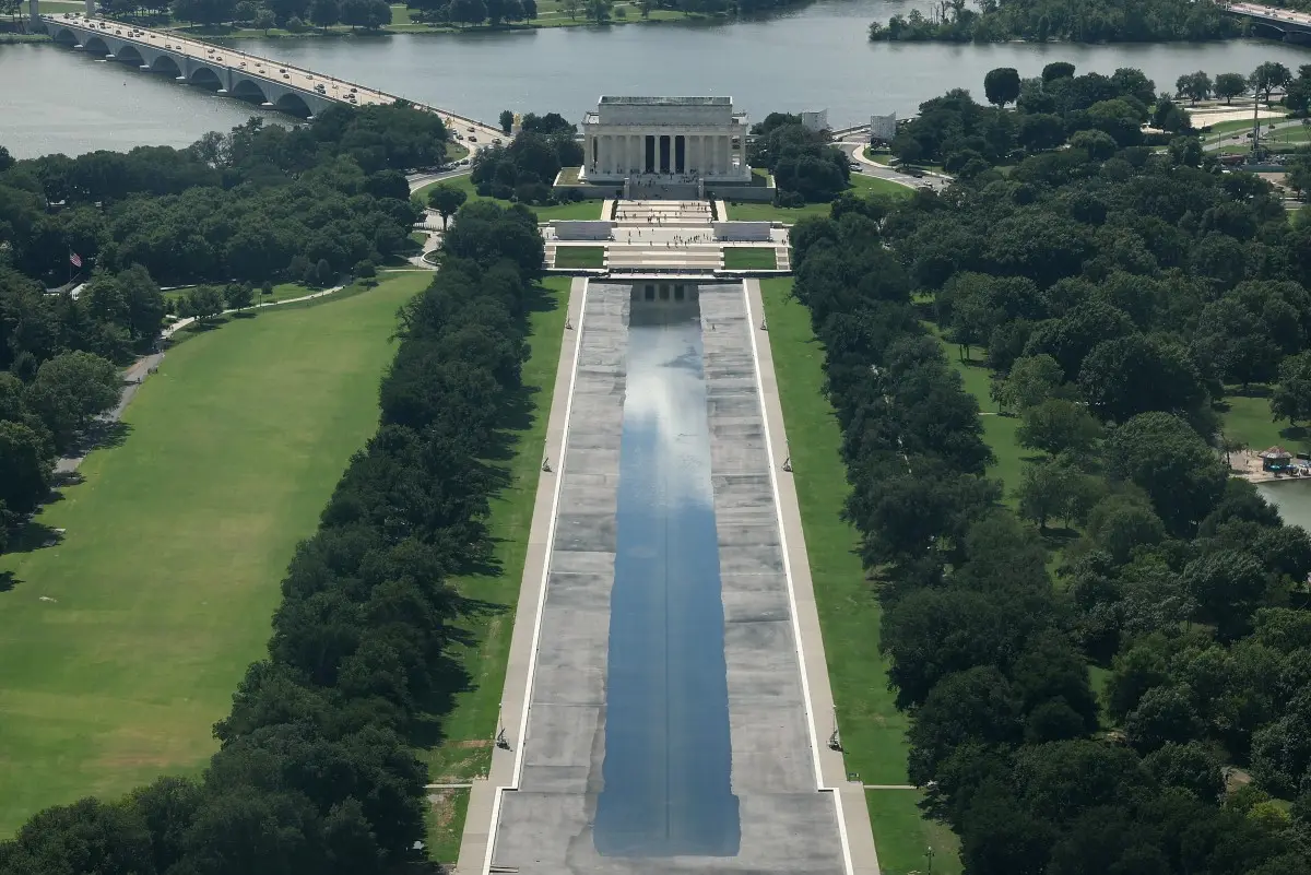 Trump admits ‘contractor error’ damaged Reflecting Pool, still blames Olympian