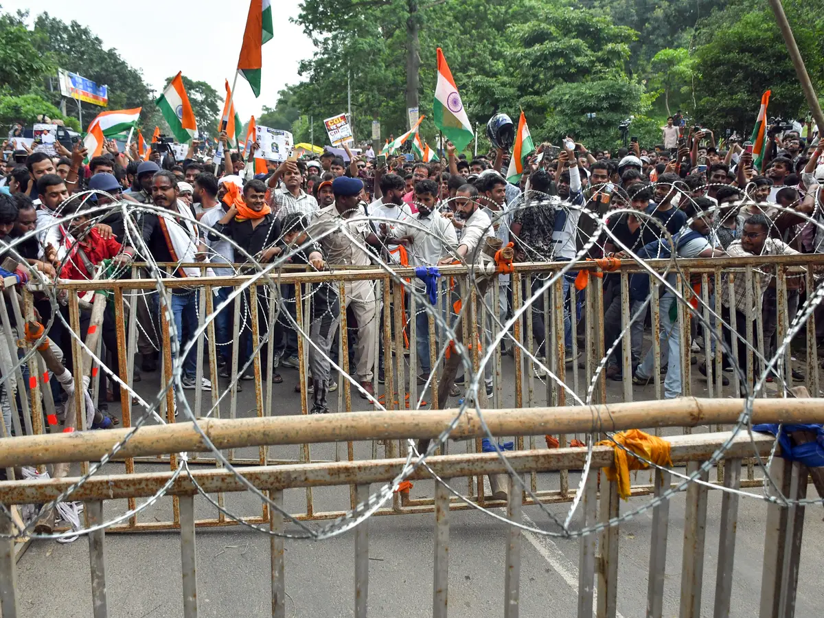 BJP calls Jharkhand bandh over police action; Soren blames politics
