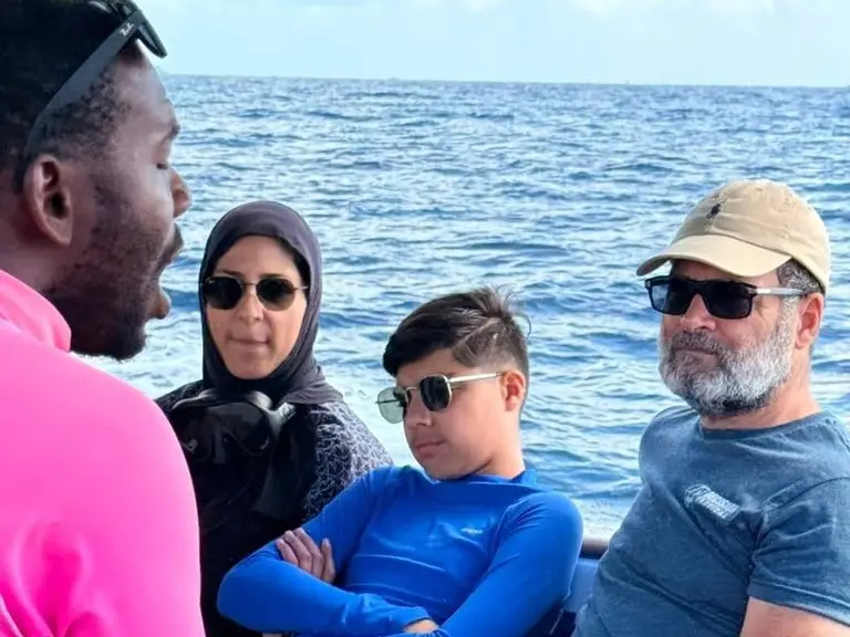 ‘Who are the people with you?’- BJP questions Rahul Gandhi's vacation picture, Congress responds ‘Who are the people with you?’- BJP questions Rahul Gandhi's vacation picture, Congress responds