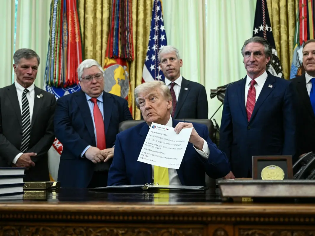 Wall Street firms pay up to $100,000 for early access to Trump’s Truth Social posts Wall Street firms pay up to $100,000 for early access to Trump’s Truth Social posts