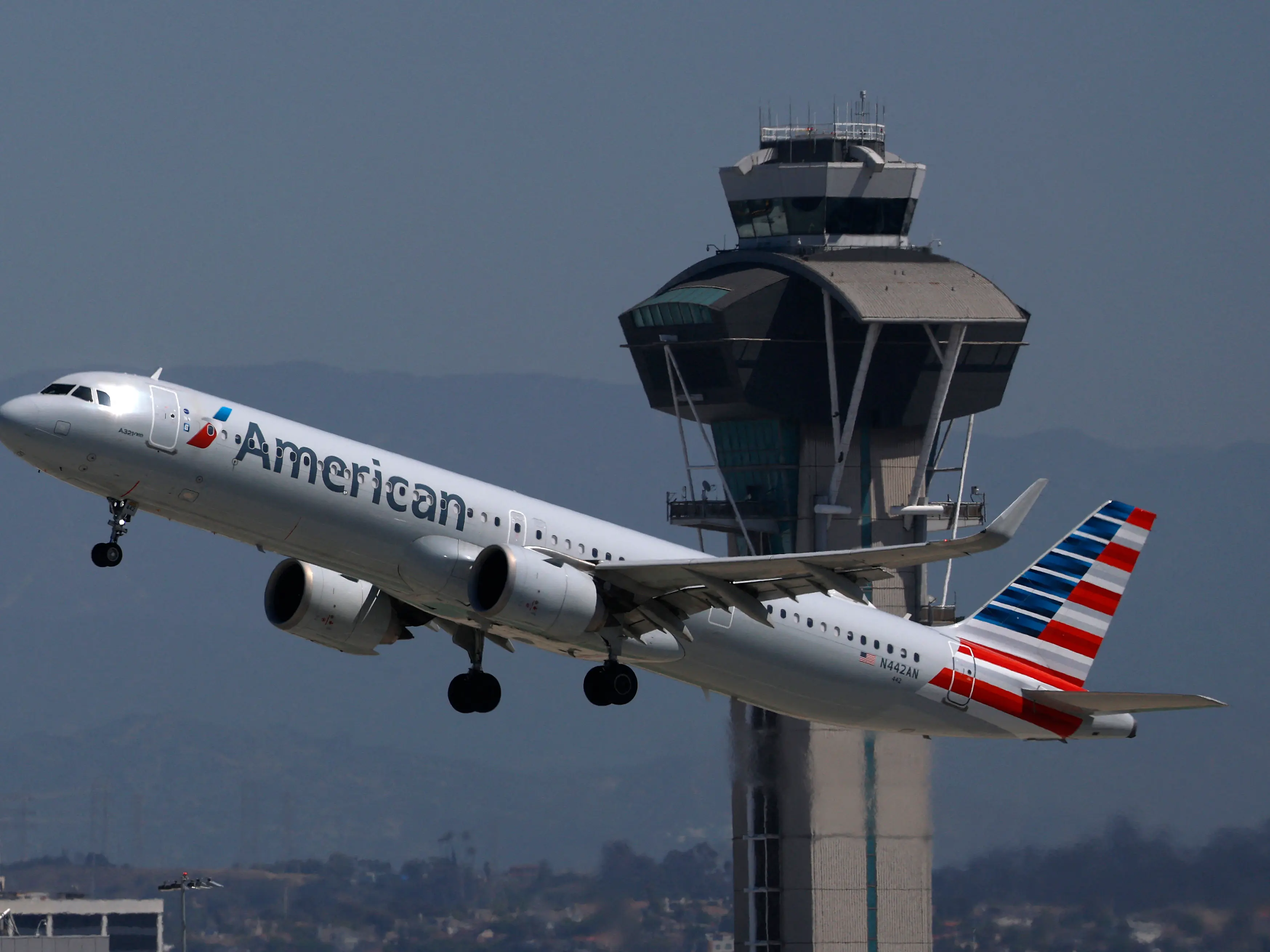 Watch: Flames seen from American Airlines plane after bird strike, emergency landing Watch: Flames seen from American Airlines plane after bird strike, emergency landing