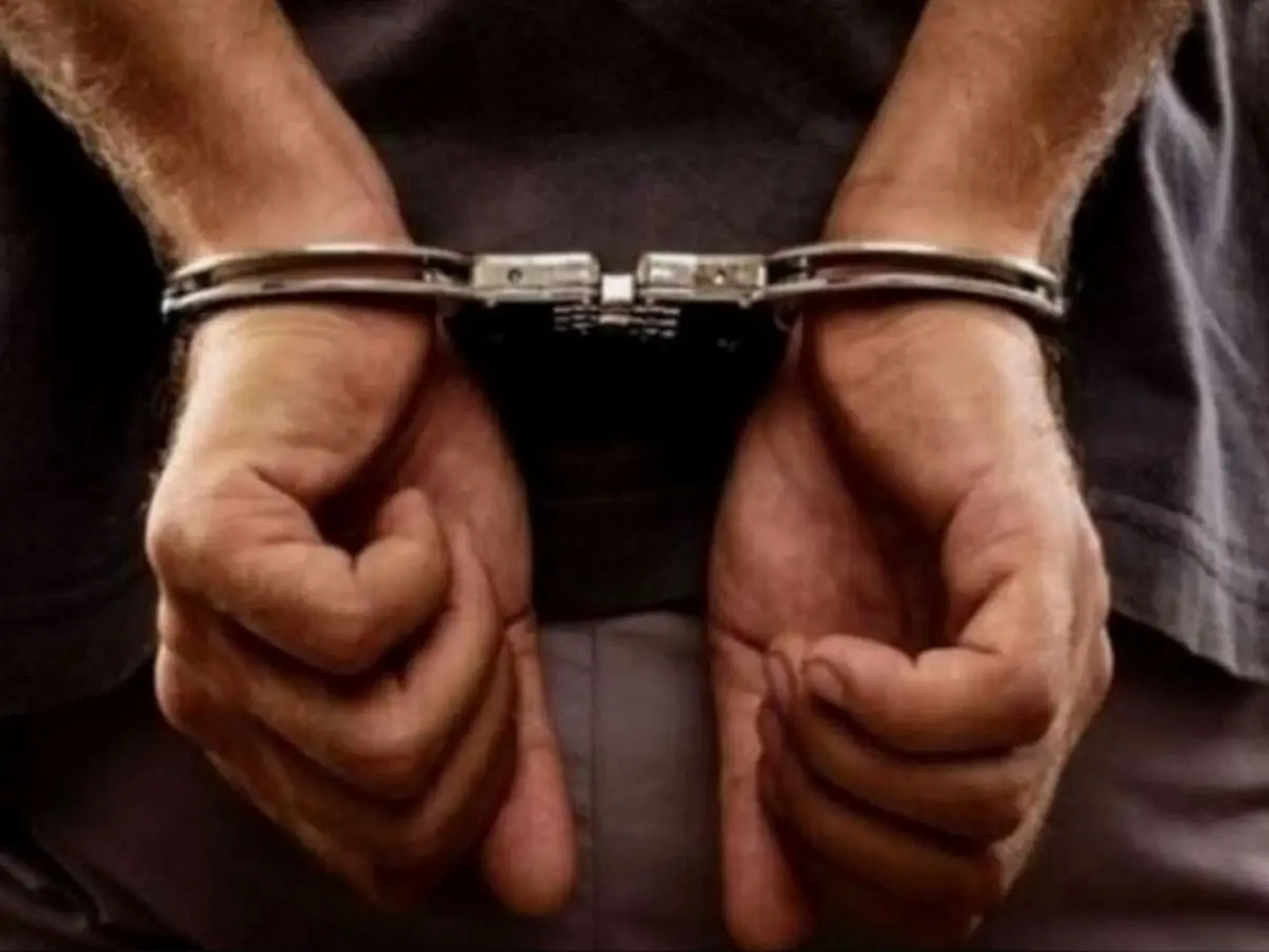 Maharashtra ATS busts inter-state meth network, seizes drugs worth Rs 9 crore Maharashtra ATS busts inter-state meth network, seizes drugs worth Rs 9 crore