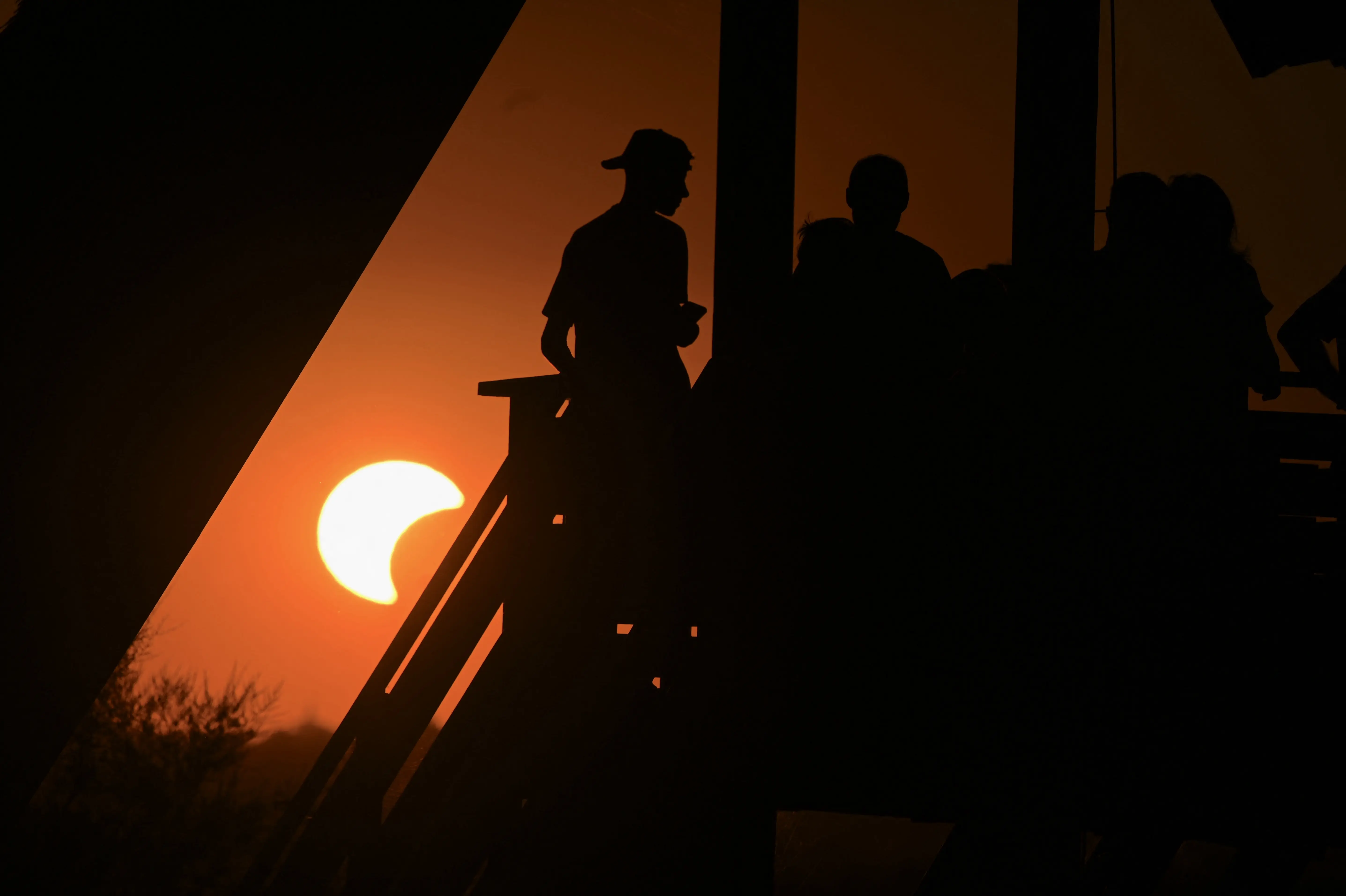 Hungary witnesses a partial solar eclipse