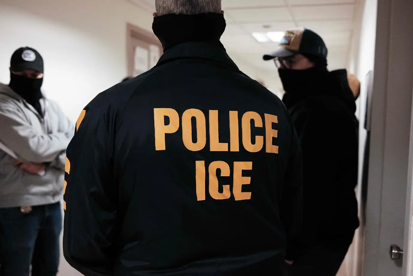 Trump to equip ICE agents with gloves that can give electric shock to 'illegal' immigrants | Gravitas