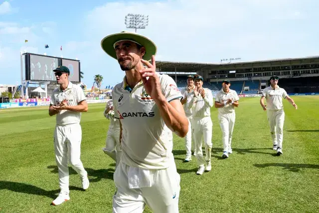 Mitchell Starc (Australia) - 434 wickets