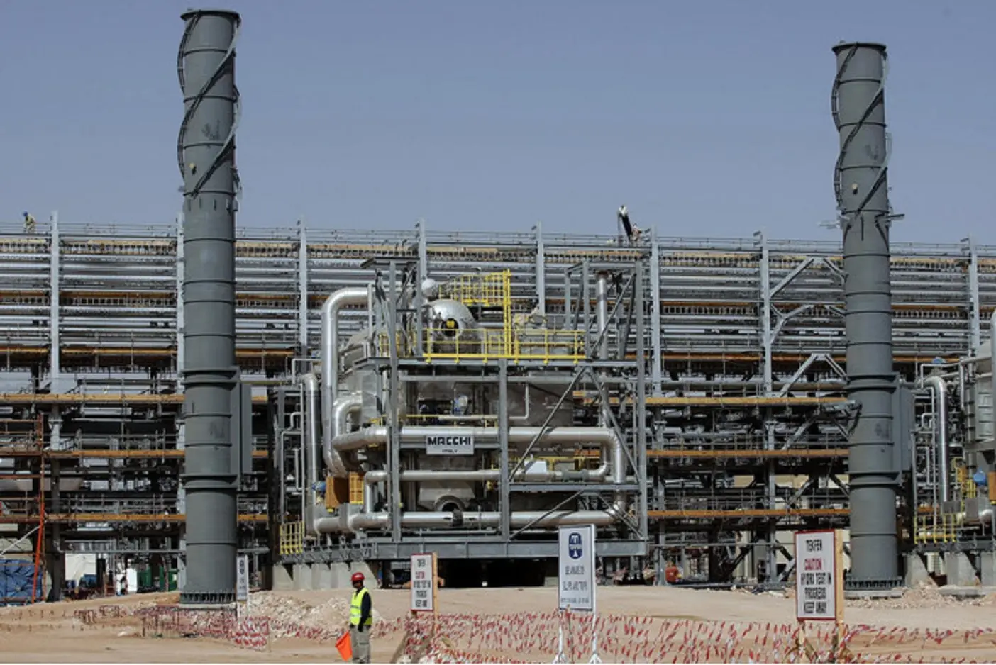 Houthis attack Aramco refinery in Saudi Arabia’s Jizan region  with drones