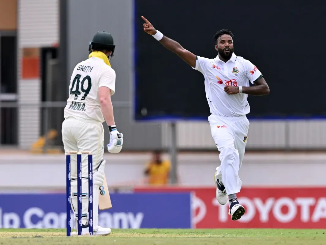 AUS vs BAN, 1st Test: Smith agrees he 'certainly felt something' on DRS-Snicko controversy AUS vs BAN, 1st Test: Smith agrees he 'certainly felt something' on DRS-Snicko controversy