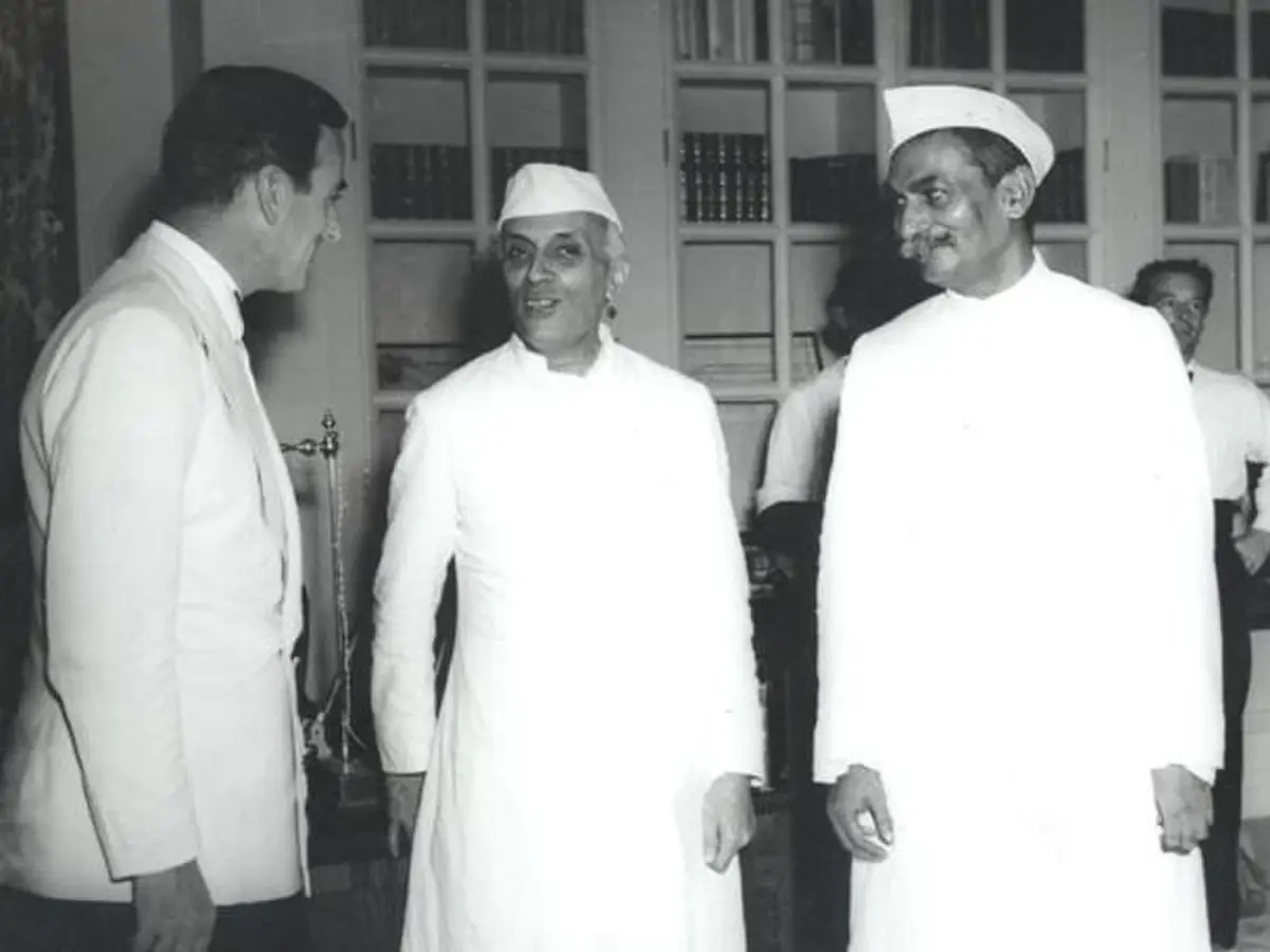 Dr. Rajendra Prasad, Jawaharlal Nehru and Lord Mountbatten