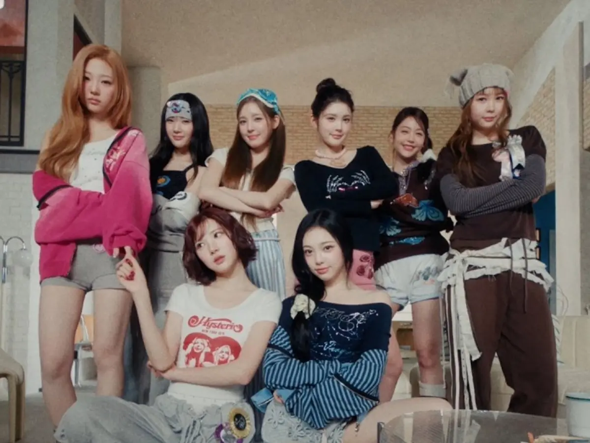 Why is K-pop girl group Hearts2Hearts facing backlash over Afro-style wigs? Controversy explained
