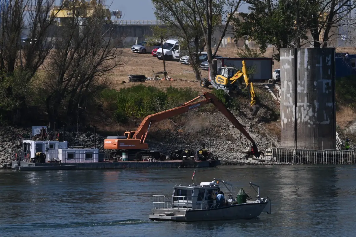 Danube River exposes perfectly preserved remains of German soldiers from 80 years ago