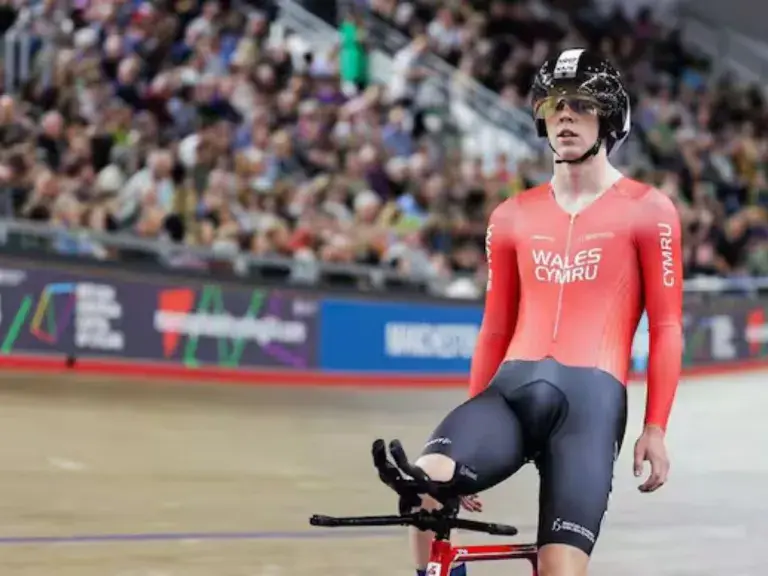 19-year-old British cyclist Finlay Tarling dies after crash at Volta a Portugal 19-year-old British cyclist Finlay Tarling dies after crash at Volta a Portugal