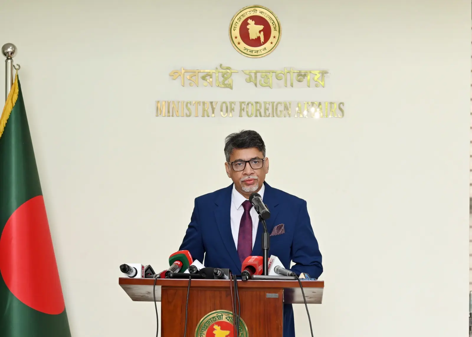 Dhaka says ‘propitious environment’ needed for Bangladesh PM Rahman’s India visit; restates Hasina extradition demand
