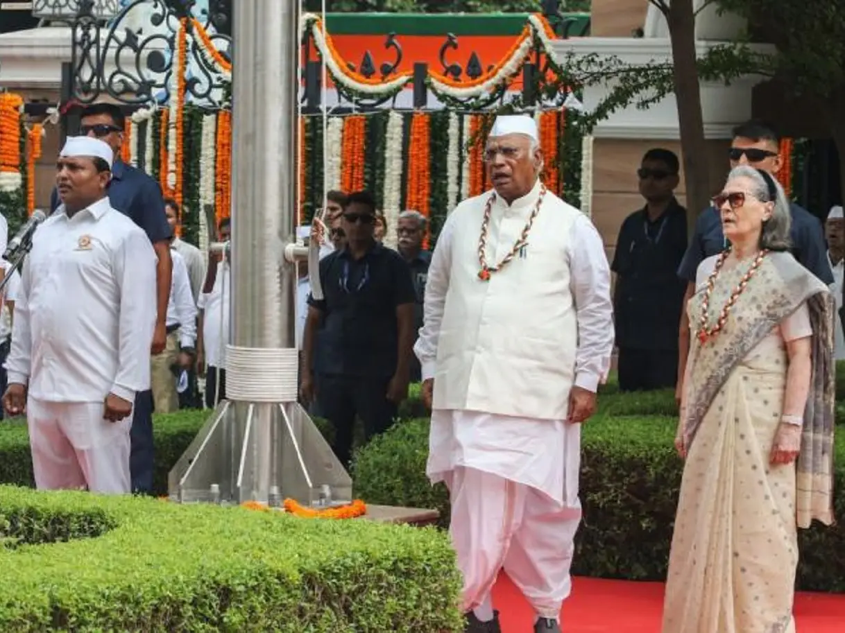 Vande Mataram row escalates: BJP lodges complaint against Sonia Gandhi in Karnataka