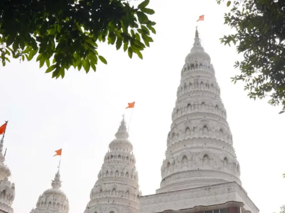Stampede at Bihar temple kills at least 6