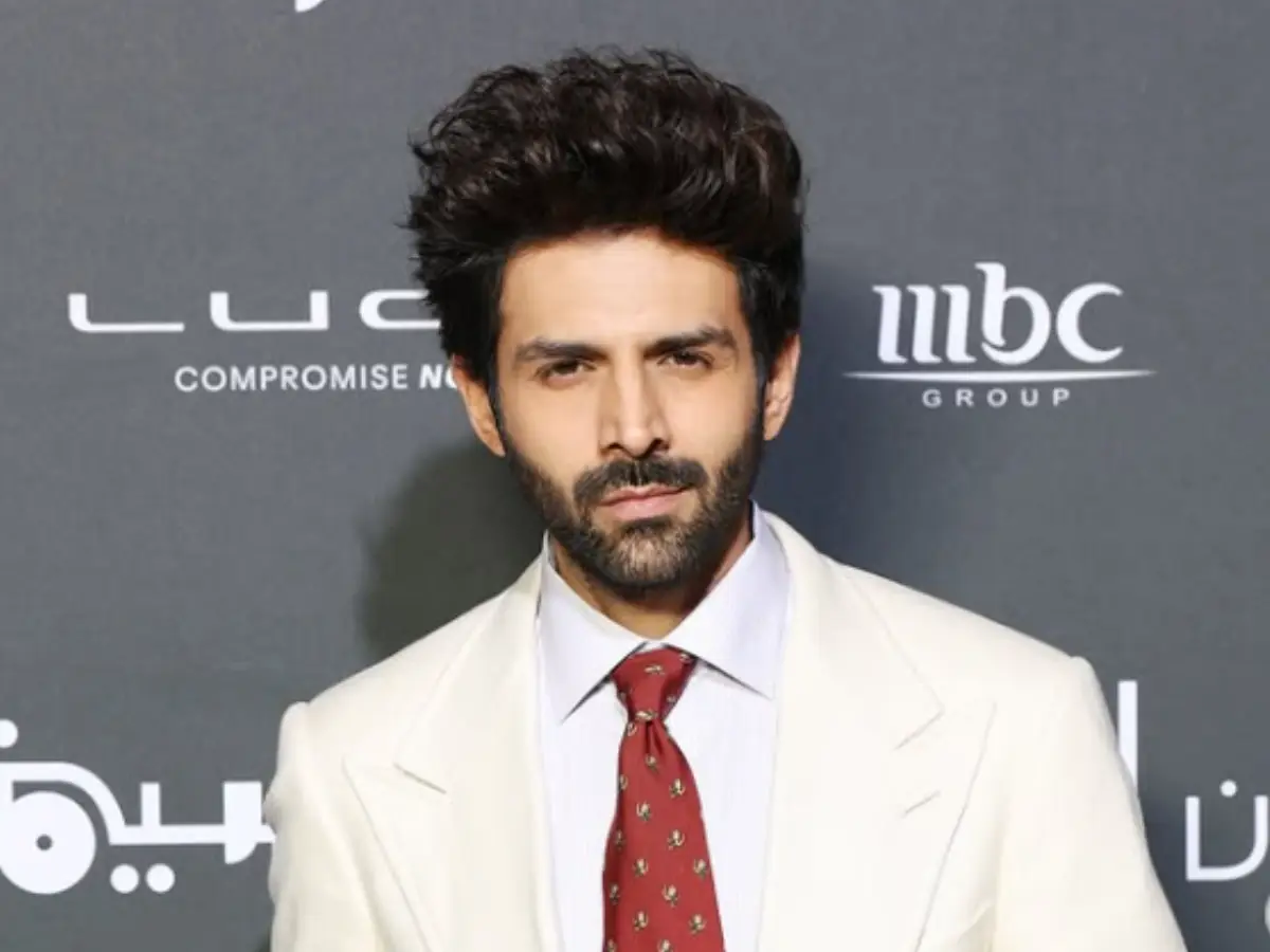 Kartik Aaryan gets injured on Kabir Khan's film set; actor to undergo knee surgery