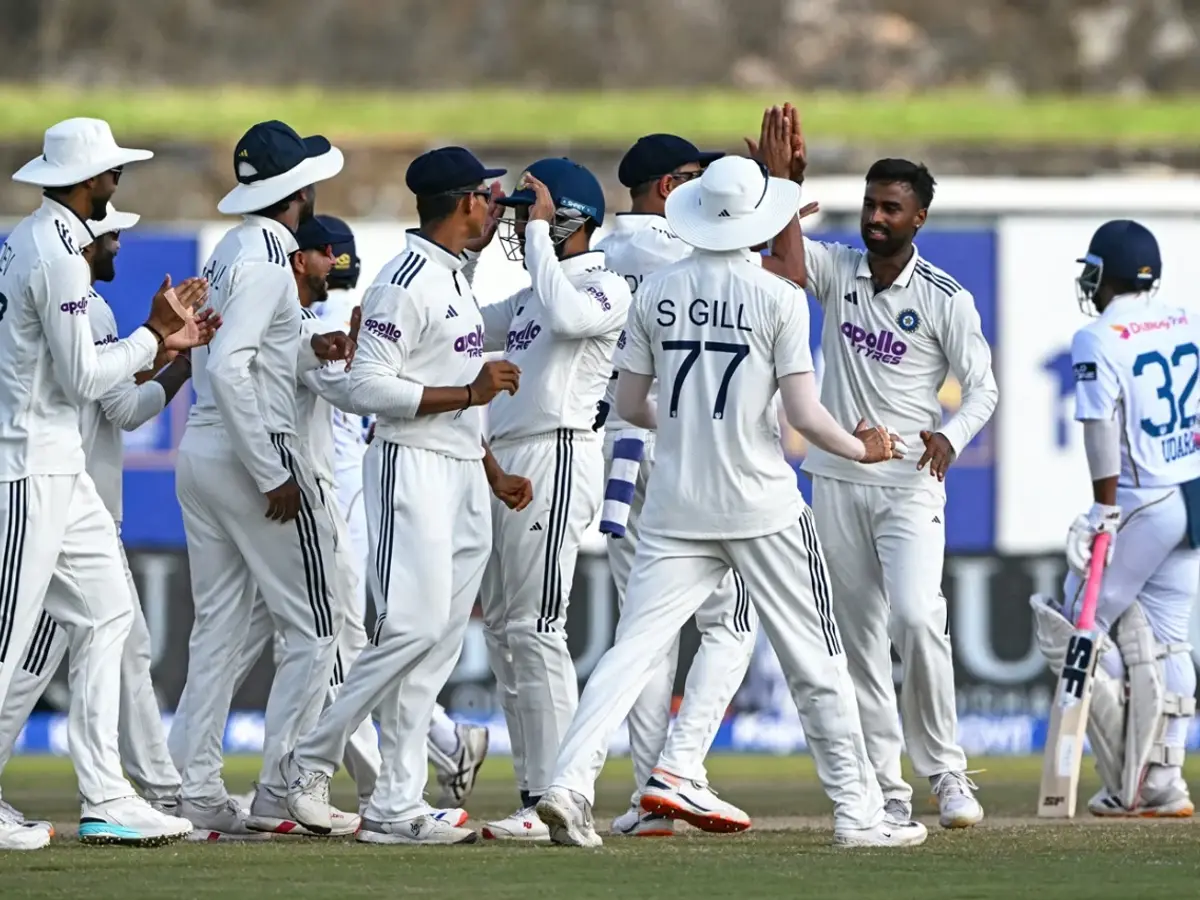 India beat Sri Lanka by 165 runs in first Test