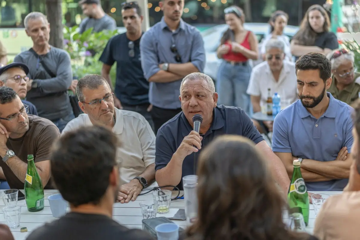 Gadi Eisenkot’s Yashar overtakes Netanyahu’s Likud in latest Israel poll