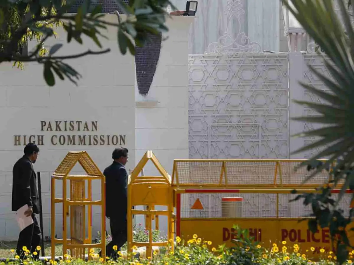 Authorities clear unauthorised structures outside Pakistan High Commission after poles removed near Indian mission in Islamabad