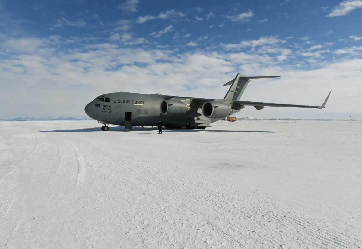 US Air Force flight to Antarctica returns after Russian missile launch warning