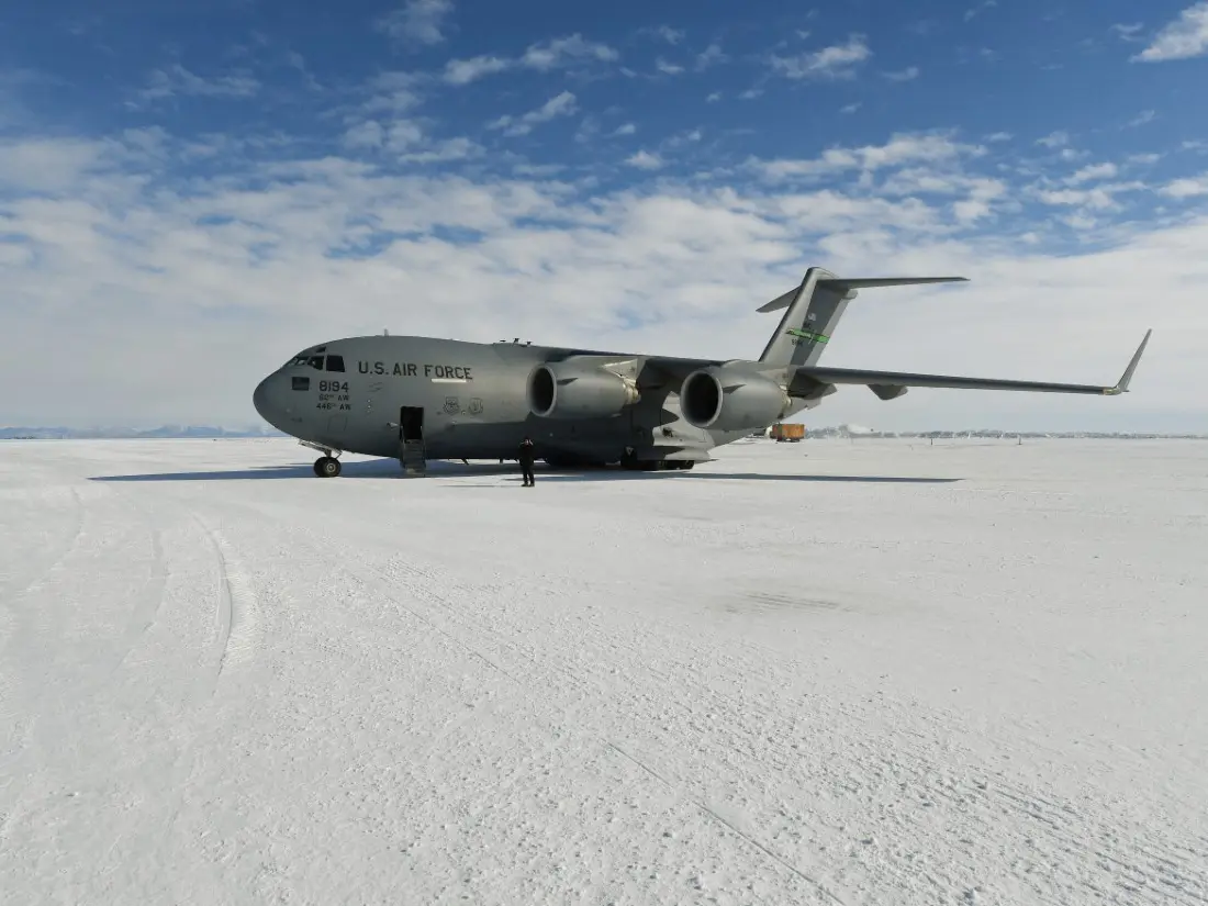 US Air Force flight to Antarctica returns after Russian missile launch warning US Air Force flight to Antarctica returns after Russian missile launch warning