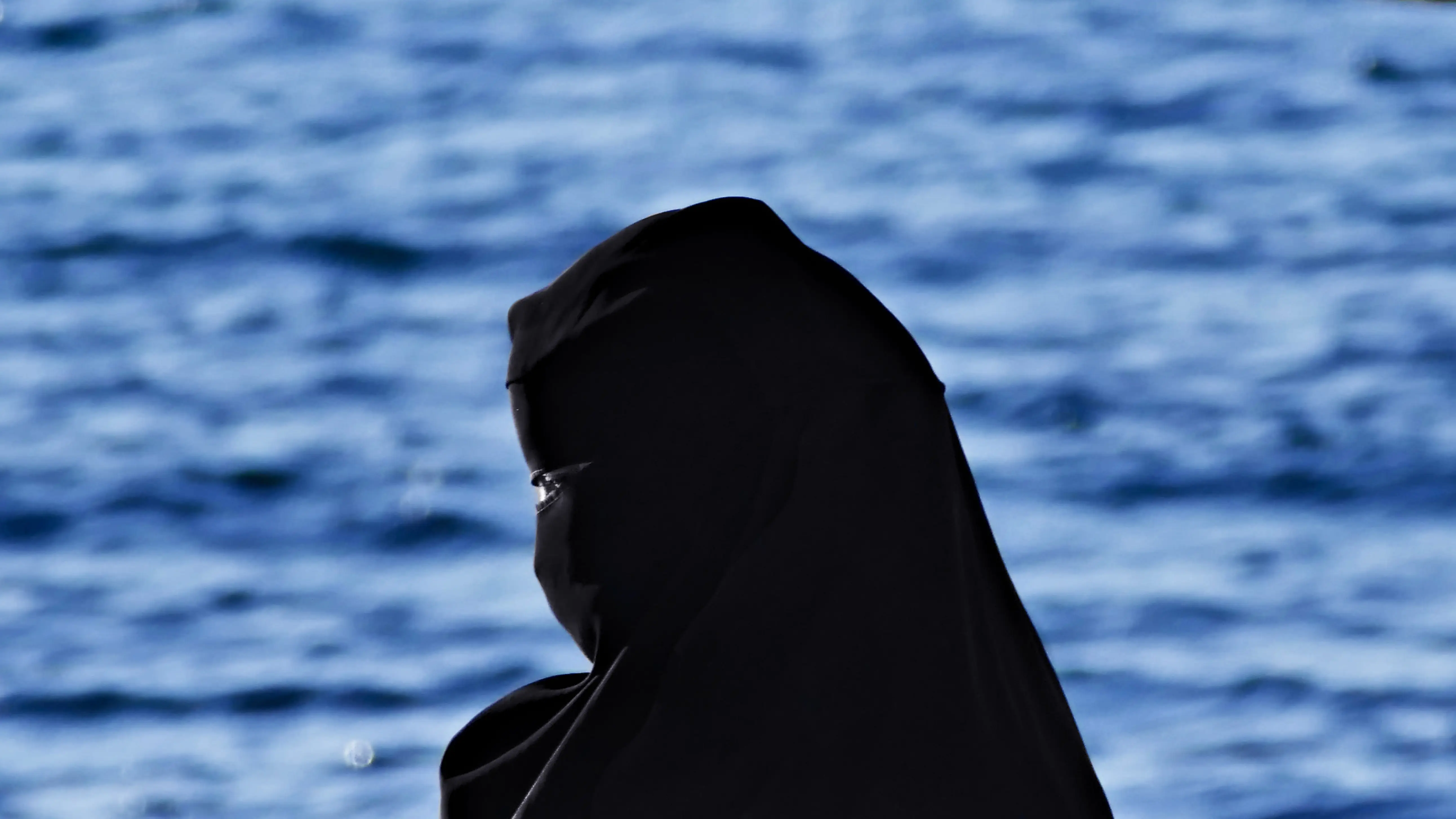 Portugal bans full-face veils: 7 Asian, 3 African, 8 European countries also have similar restrictions | FULL LIST