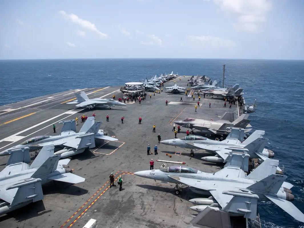 USS George Washington begins operations in Arabian Sea, replacing Abraham Lincoln after more than 250 days USS George Washington begins operations in Arabian Sea, replacing Abraham Lincoln after more than 250 days