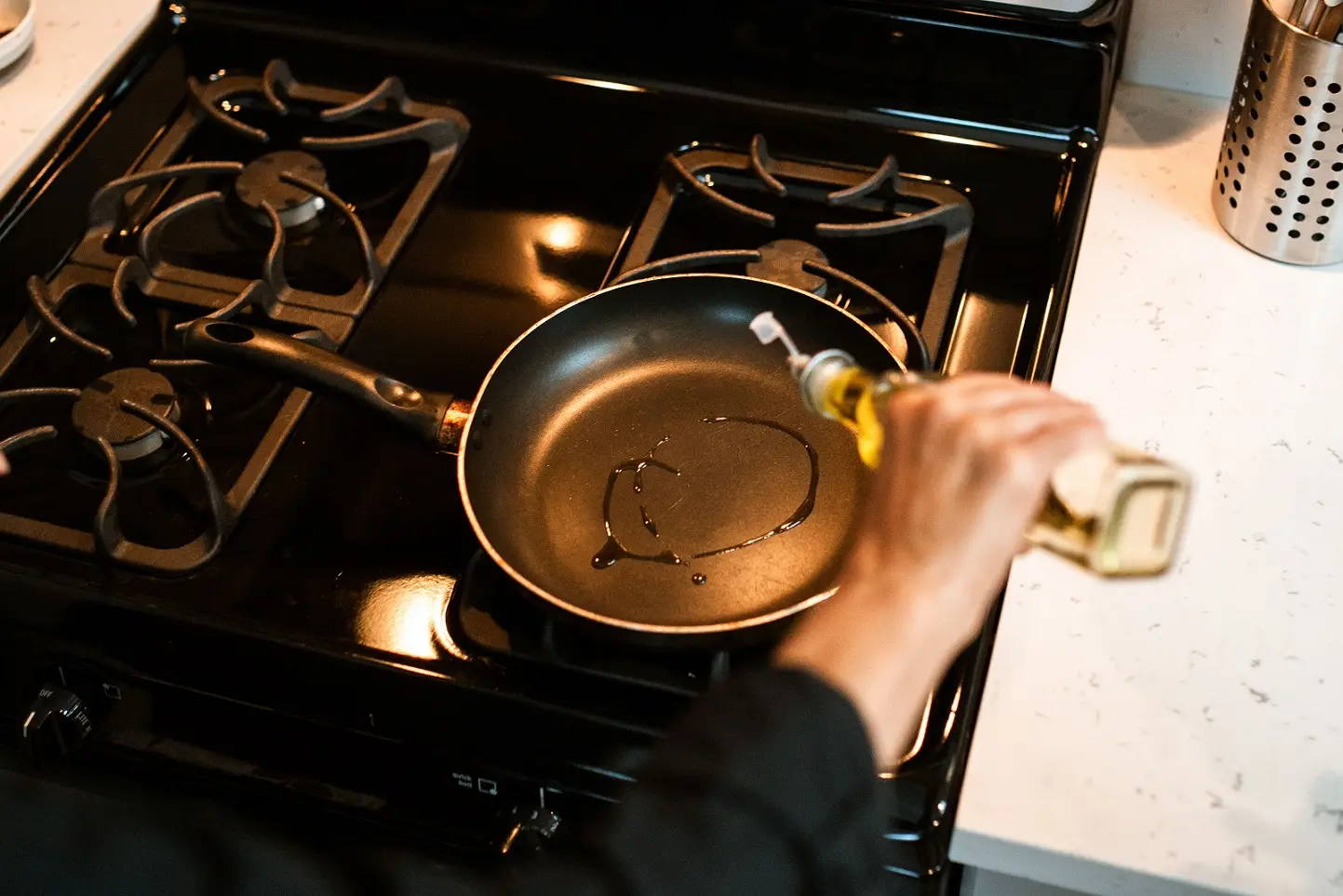 Maharashtra FDA cracks down on loose oil, reused cooking oil: What consumers need to know