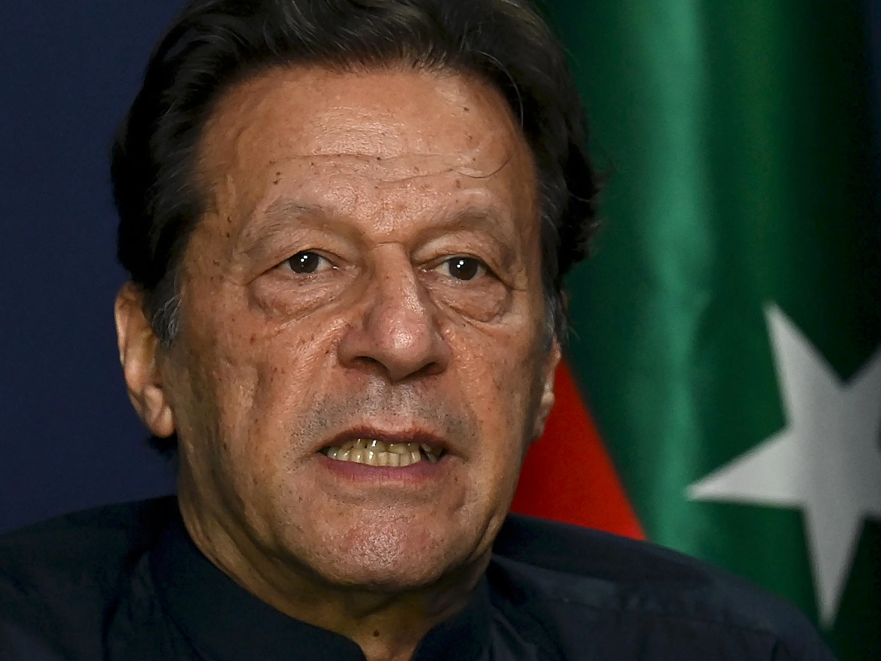 Imran Khan hospital row: PTI accuses Pakistan govt of defying SC order Imran Khan hospital row: PTI accuses Pakistan govt of defying SC order
