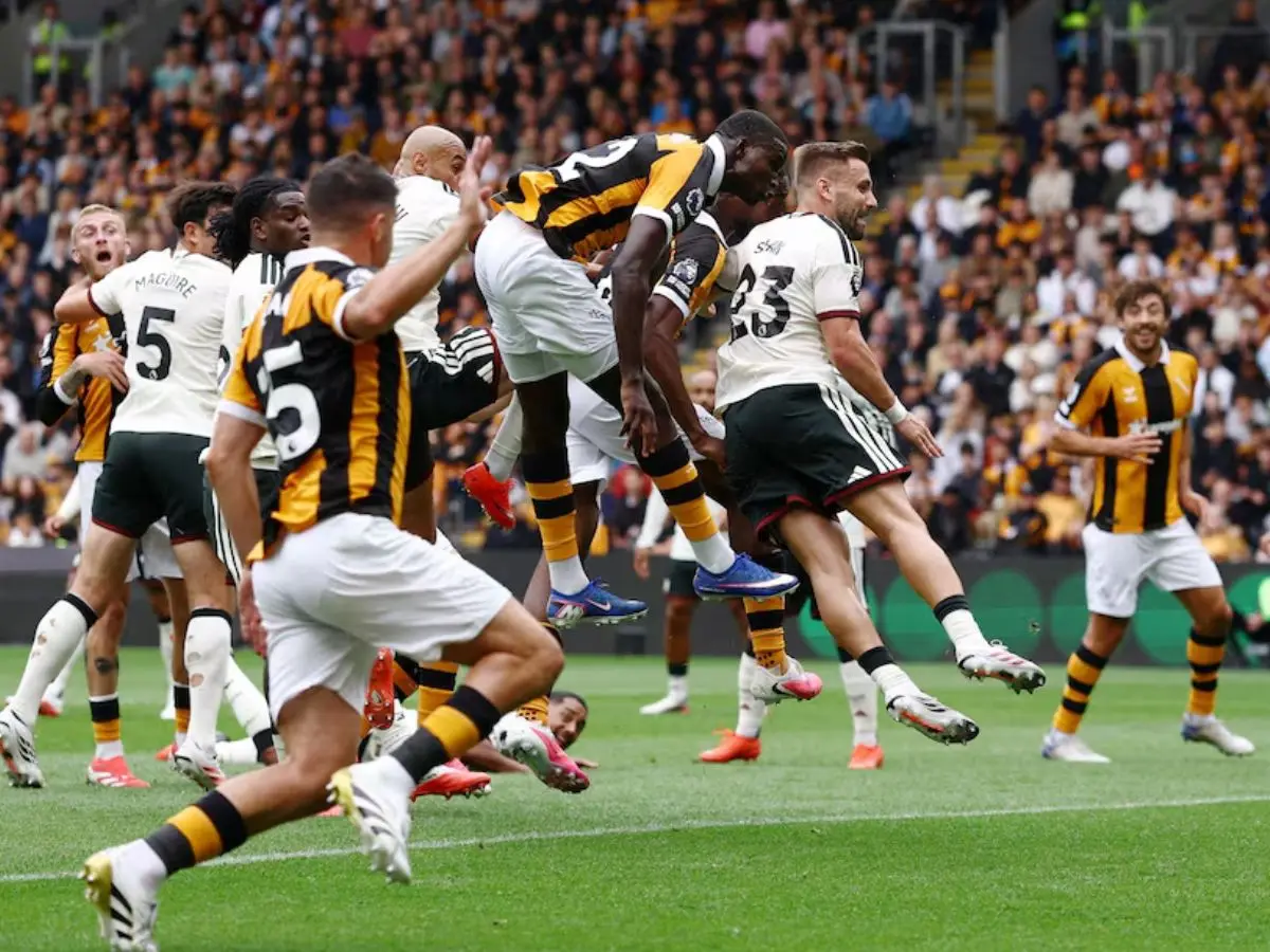 Premier League: Hull City stun Manchester United 2-0 for first-ever win over Red Devils