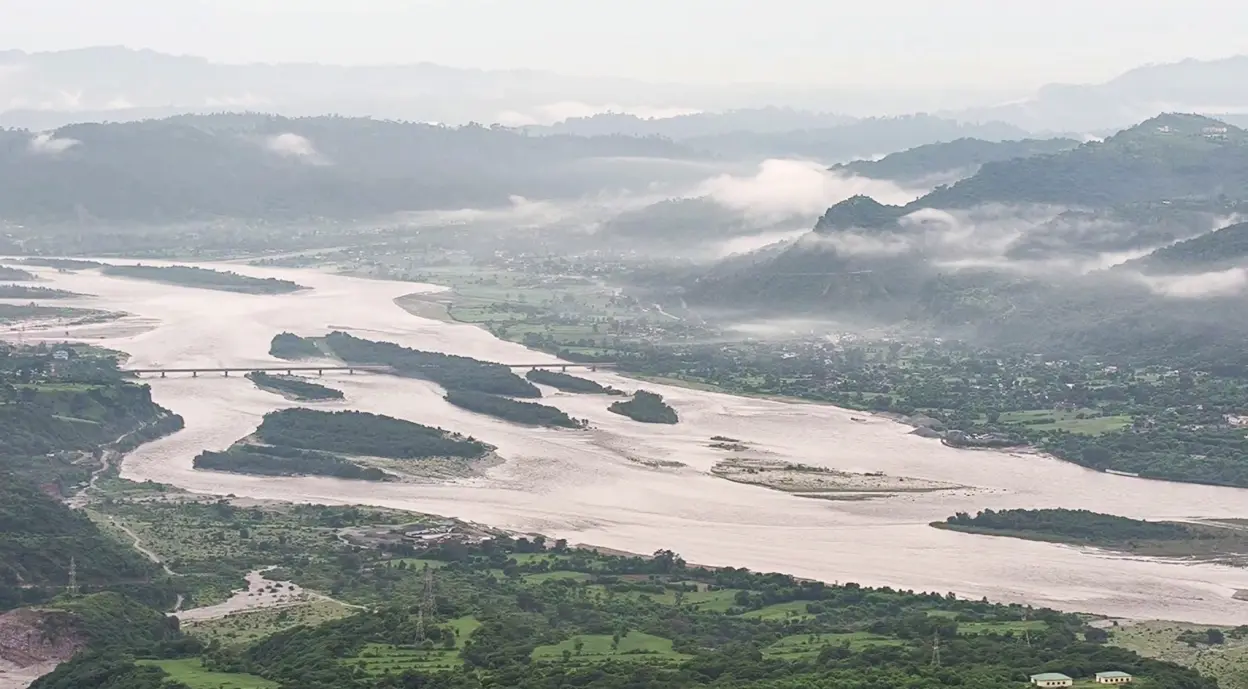 WATCH | Three men rescued from Chenab after sudden rise in water level