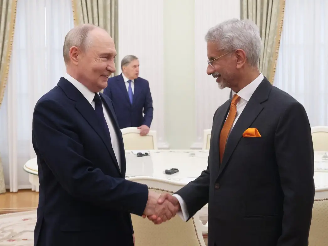 Putin pledges more fertiliser for India, confirms meeting with PM Modi in Bishkek Putin pledges more fertiliser for India, confirms meeting with PM Modi in Bishkek