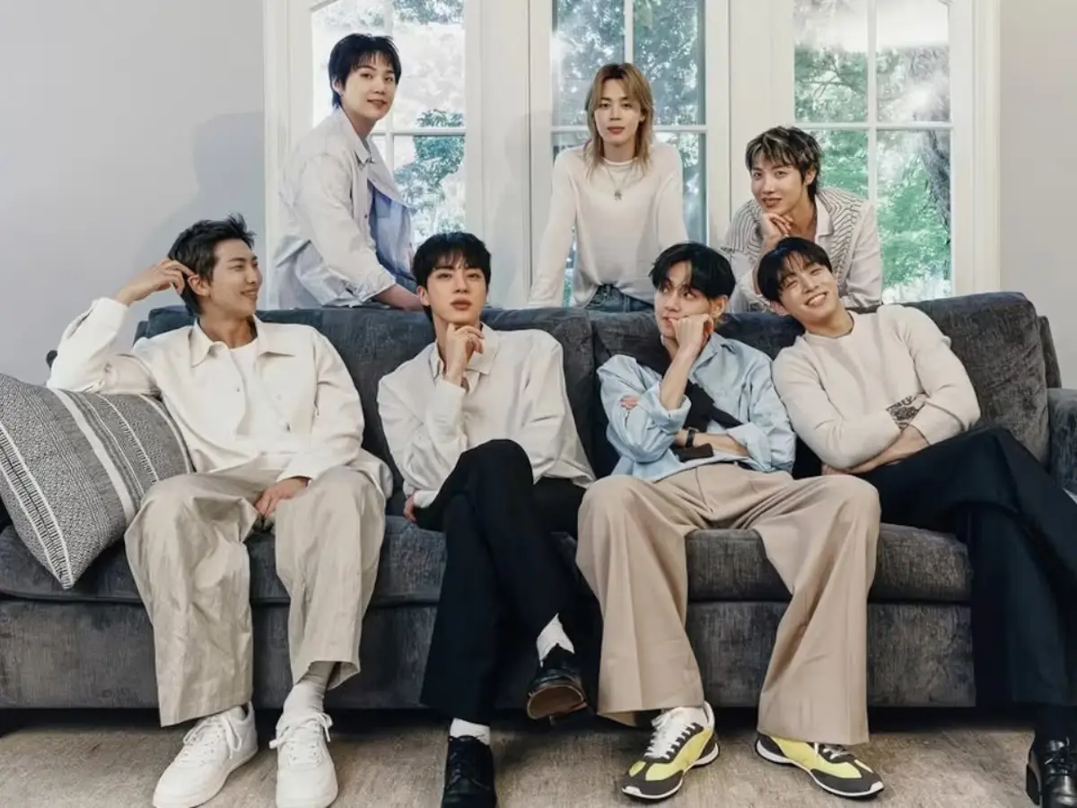 BTS Day! South Korean boy group receives Illinois honour ahead of sold-out Chicago shows BTS Day! South Korean boy group receives Illinois honour ahead of sold-out Chicago shows