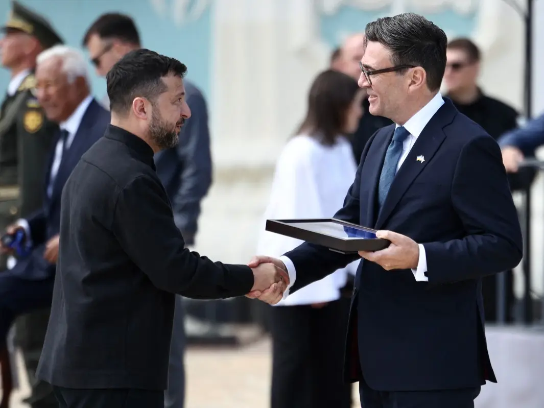 Andy Burnham in Ukraine: UK PM vows continued defence aid to Kyiv despite Russian threats Andy Burnham in Ukraine: UK PM vows continued defence aid to Kyiv despite Russian threats