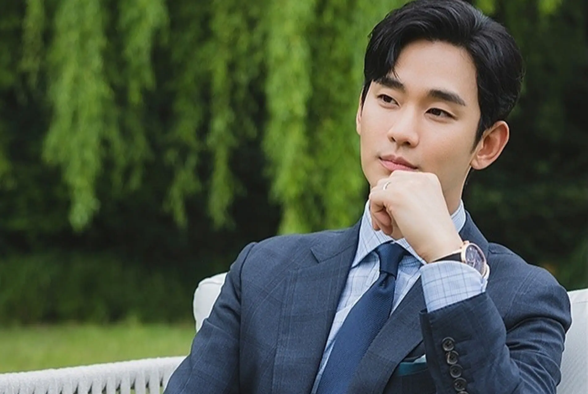 Kim Soo Hyun makes stage comeback in Indonesia after year-long Kim Sae Ron controversy and legal clearances