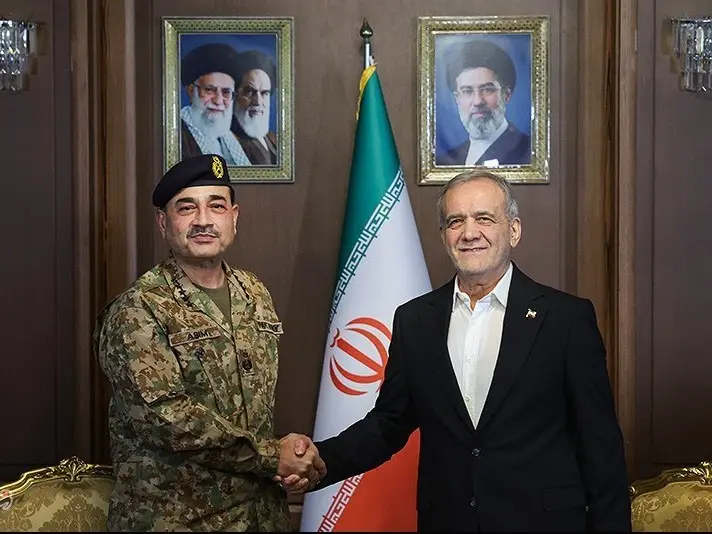 Did Asim Munir present a new US peace plan to Iran on ending naval blockade, Strait of Hormuz disruptions? Reports claim...
