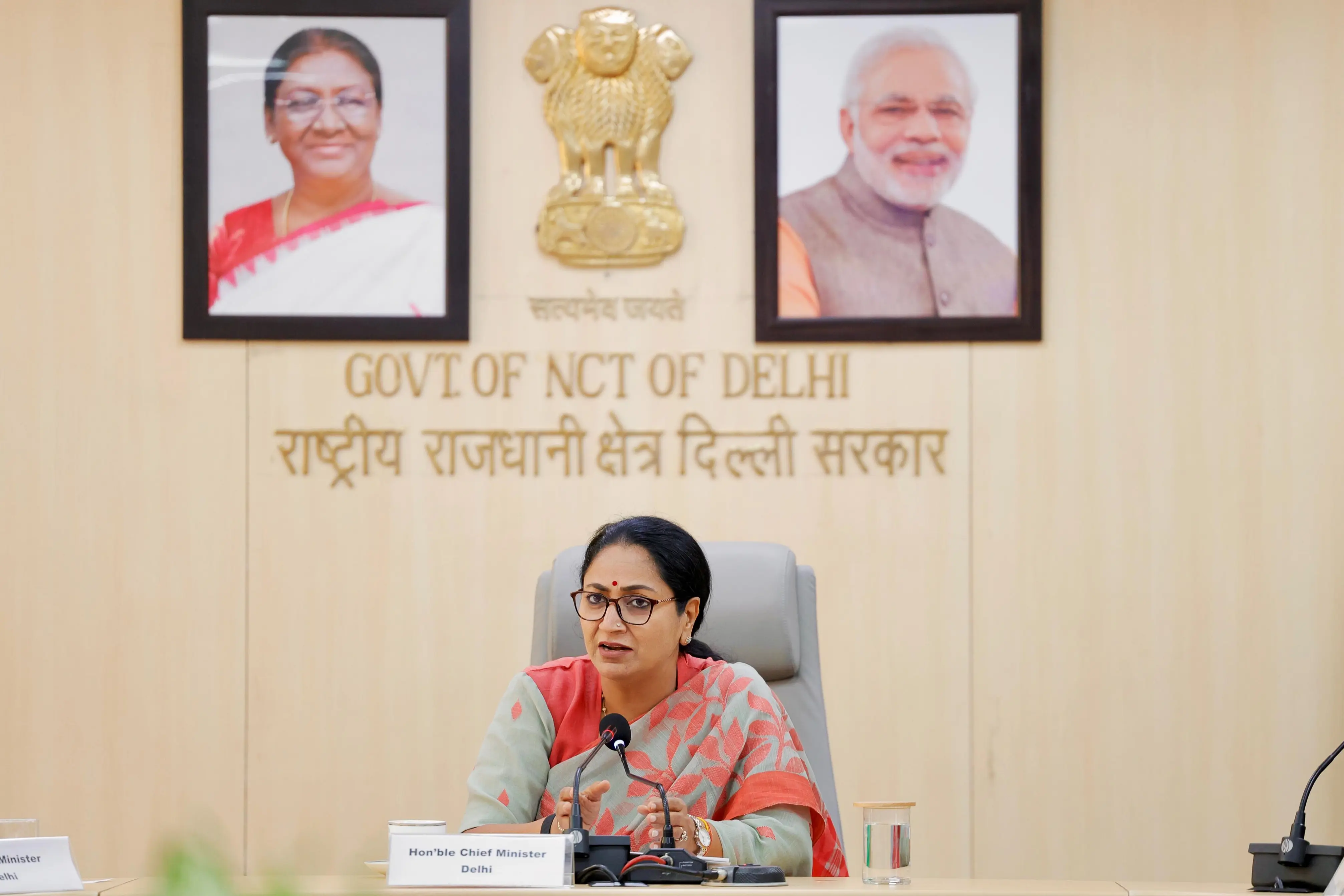 H1N1 cases surge in Delhi: CM Rekha Gupta holds emergency review meeting as health minister assures 'no need for panic'