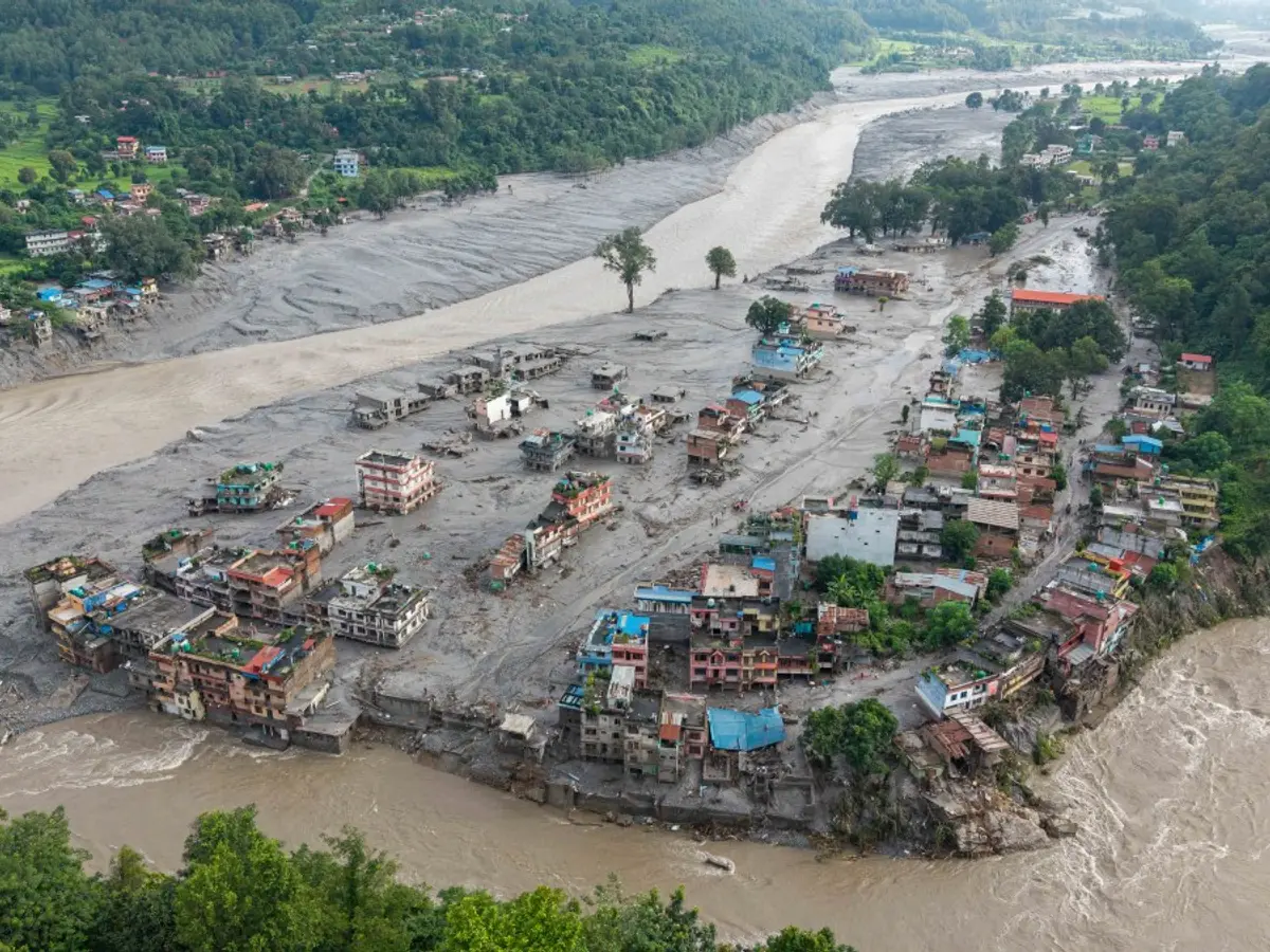 Droht Nepal eine weitere tödliche Flut? Experten warnen vor einer zweiten ...