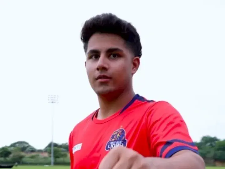 BCCI includes Sehwag and Dravid in India U-19 one-day squad for home series against Australia U-19 BCCI includes Sehwag and Dravid in India U-19 one-day squad for home series against Australia U-19