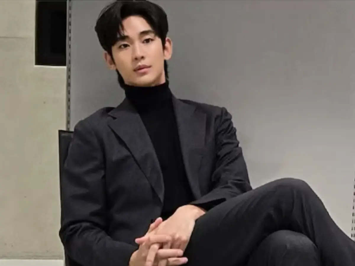 Kim Soo Hyun to resume activities in South Korea after over a year Kim Soo Hyun to resume activities in South Korea after over a year