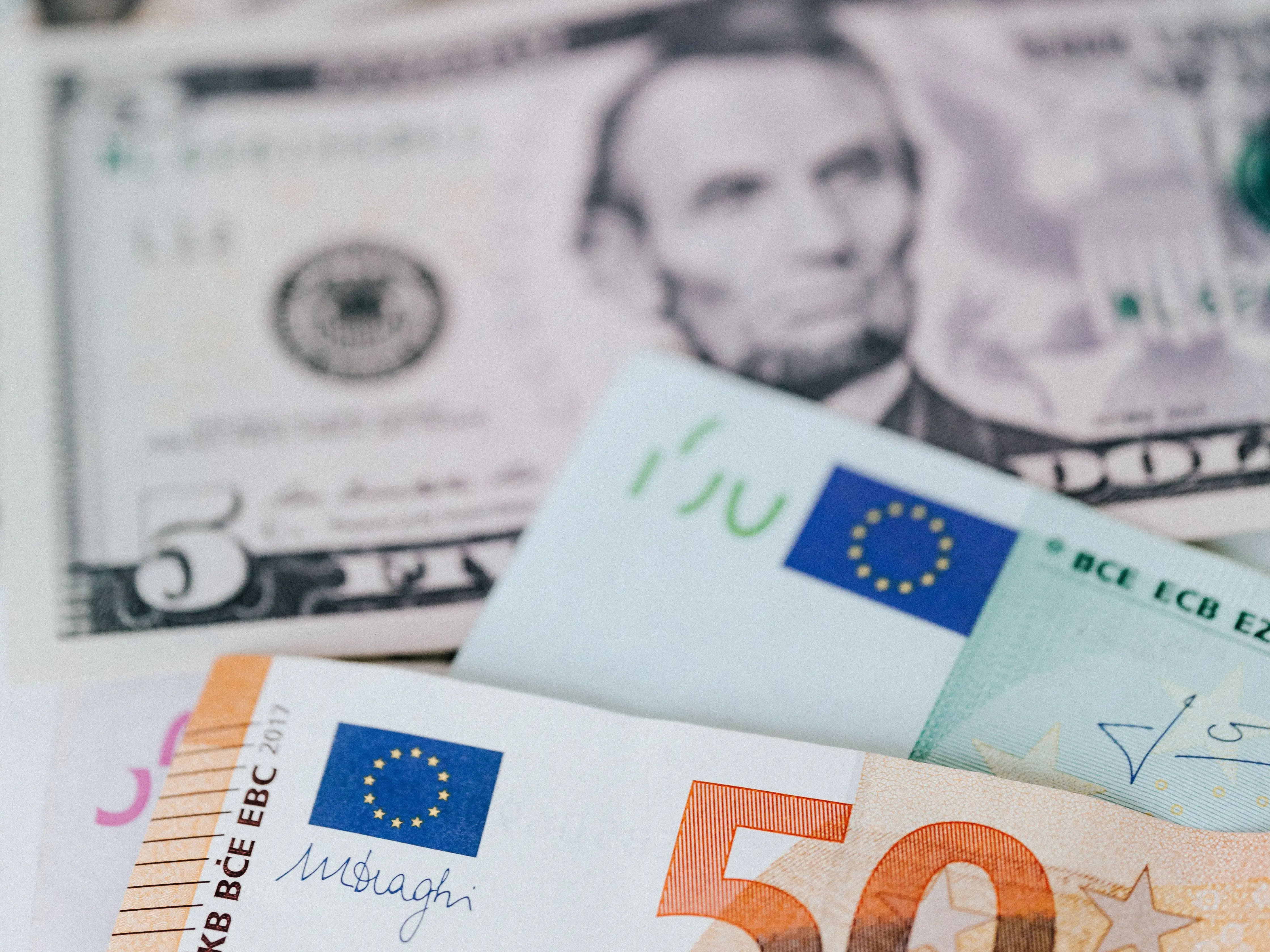 India’s forex reserves touch record high of $729.33 billion, rise $12.42 billion India’s forex reserves touch record high of $729.33 billion, rise $12.42 billion